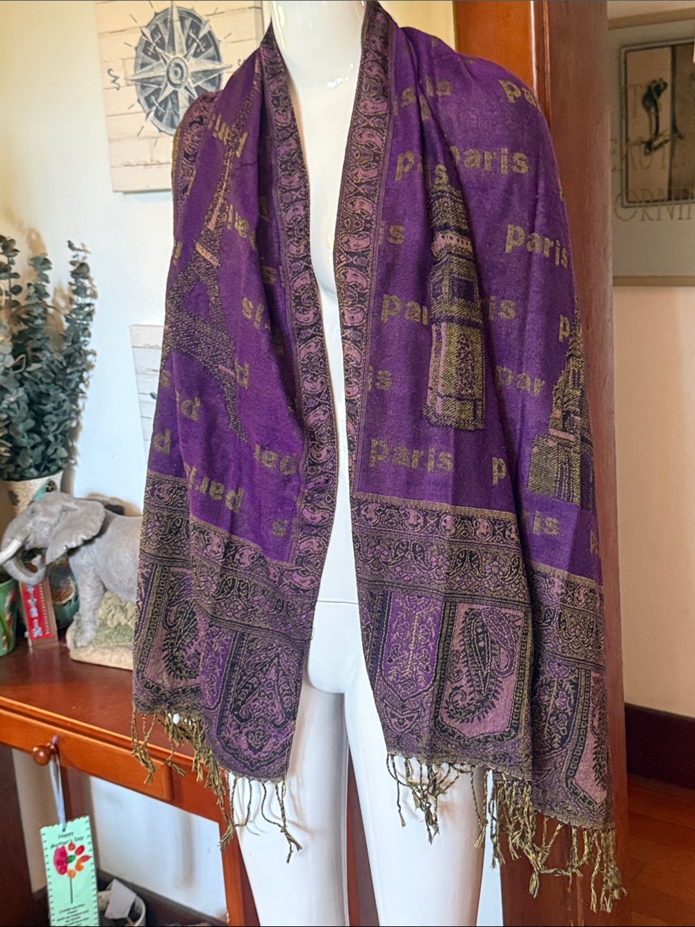 Purple 'Paris' Woven Scarf Shawl long and thick made of viscose - Picture 4 of 4
